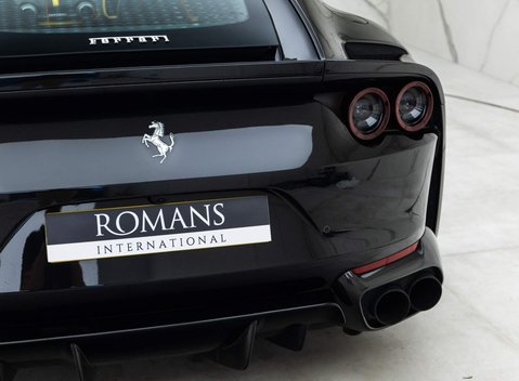 Ferrari 812 Superfast 21