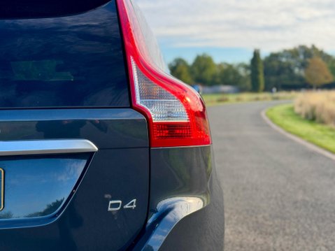Volvo XC60 2.0 D4 R-Design Nav Geartronic Euro 6 (s/s) 5dr 28