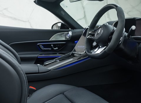 Mercedes-Benz SL Class SL63 AMG PERFORMANCE 16