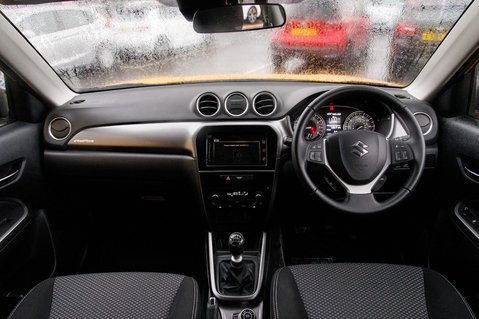 Suzuki Vitara SZ-T BOOSTERJET ALLGRIP MHEV 3