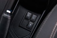 Toyota Yaris VVT-I BI-TONE 32