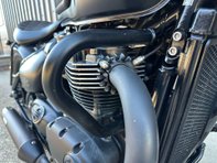 Triumph Bonneville 1.2 Bonneville Bobber Black 25