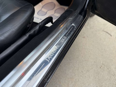 Jaguar XK 4.0 XK8 Convertible Auto 2dr 64