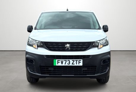 Peugeot Partner 800 100kW 50kWh Professional Premium + Van Auto