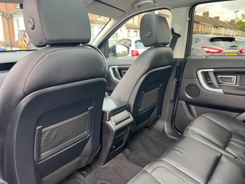 Land Rover Discovery Sport 2.0 TD4 HSE Auto 4WD Euro 6 (s/s) 5dr 31