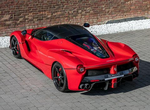 Ferrari LaFerrari 11