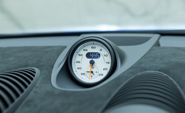 Porsche 718 Spyder RS 21