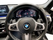 BMW 5 Series 3.0 530d MHT M Sport Saloon 4dr Diesel Hybrid Steptronic xDrive Euro 6 (s/s 13