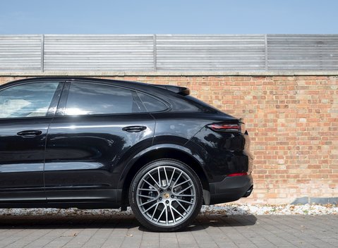 Porsche Cayenne Coupé 28