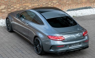Mercedes-Benz C Class C63 S Coupe 9