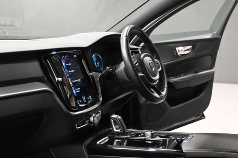 Volvo V60 2.0 V60 R-Design T6 Recharge AWD Auto 4WD 5dr 7