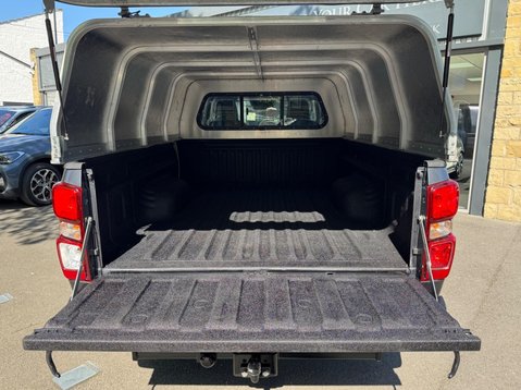 Isuzu D-Max UTILITY SCB 9