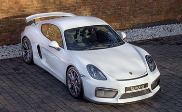 Porsche Cayman GT4 3