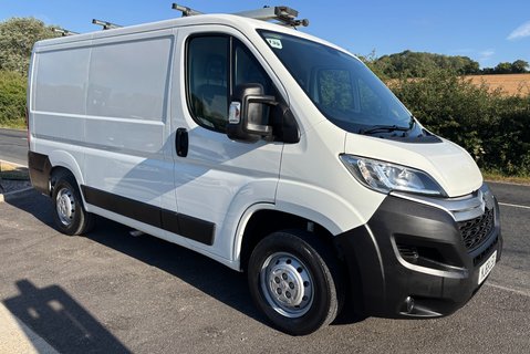Citroen Relay 33 L1H1 X 120 ps BlueHdi Panel Van - Racking & Invertor 5