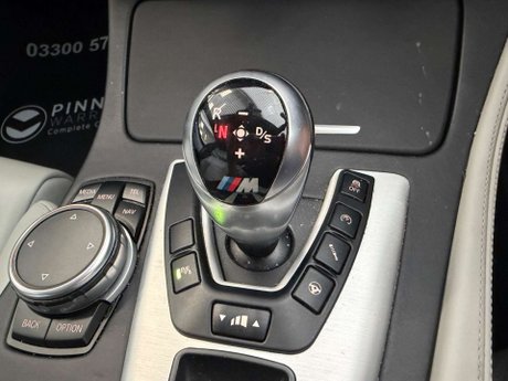 BMW M5 4.4 V8 DCT Euro 6 (s/s) 4dr 10