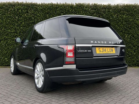 Land Rover Range Rover 3.0 TD V6 Vogue SE SUV 5dr Diesel Auto 4WD Euro 5 (s/s) (258 ps) 8