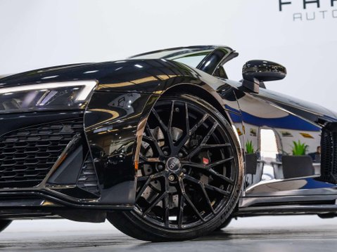 Audi R8 5.2 FSI V10 Spyder 2dr Petrol S Tronic quattro Euro 6 (s/s) (570 ps) 22