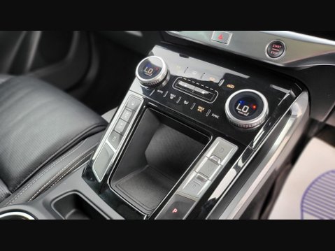 Jaguar I-Pace BLACK 15