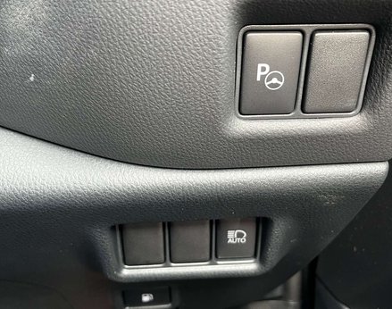 Toyota C-HR 1.8 C-HR GR Sport HEV CVT 5dr 68