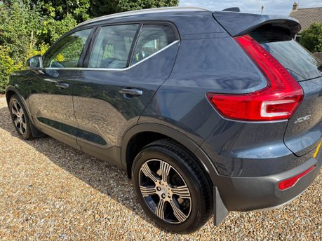 Volvo XC40 2.0 D4 Inscription Auto AWD Euro 6 (s/s) 5dr 10