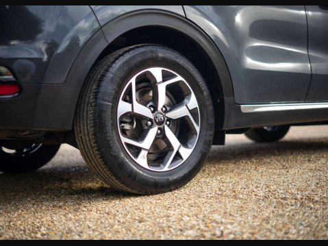 Kia Sportage 1.6 Sportage Platinum Edition ISG 5dr 42