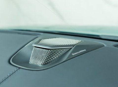 Aston Martin DB12 Coupe 21