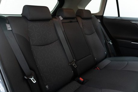Toyota Rav4 2.5 VVT-h GPF Design SUV 5dr Petrol Hybrid CVT Euro 6 (s/s) (218 ps) 22
