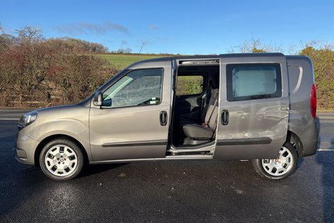 Fiat Doblo 16V Active Maxi Multijet II Combi - No VAT 8