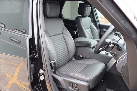 Land Rover Discovery 2026 COMMERCIAL DYNAMIC HSE STYLED BY SEEKER GENUINE REAR SEATS FITTED  13