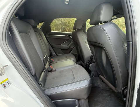 Audi Q3 1.5 TFSI CoD 35 Black Edition Sportback 5dr Petrol Manual Euro 6 (s/s) (150 32