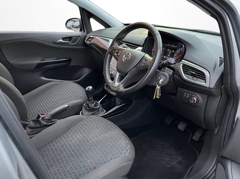 Vauxhall Corsa 1.4 SE Nav 5dr 15