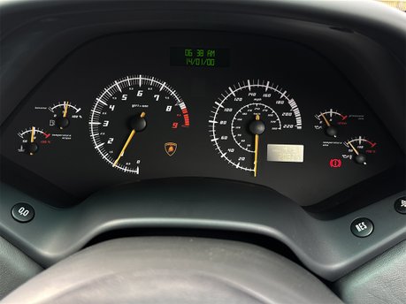 Lamborghini Murcielago LP640 MANUAL 71