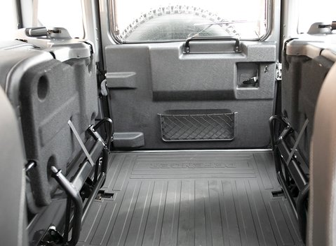 Land Rover Defender 90 TD XS Station Wagon 16