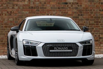 Audi R8 V10 Plus