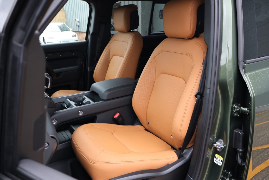 Land Rover Defender 110 BRAND NEW D350 HARD TOP X-DYNAMIC HSE STYLED BY SEEKER SVR SEATS IN TAN  14