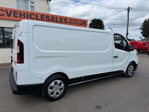 Renault Trafic 2.0 Trafic LL30 Business+ Blue dCi 26
