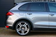Porsche Cayenne 3.0 Cayenne S Hybrid Tiptronic S 4WD 5dr 10