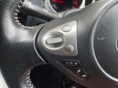 Nissan Juke 1.2 DIG-T N-Connecta Euro 6 (s/s) 5dr 25
