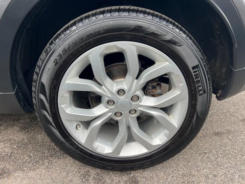 Land Rover Discovery Sport 2.0 TD4 HSE Auto 4WD Euro 6 (s/s) 5dr 18