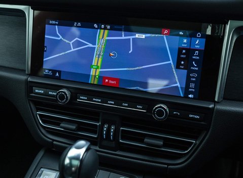 Porsche Macan GTS PDK 16