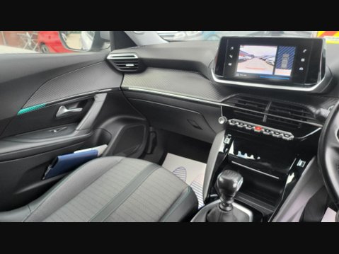 Peugeot 2008 PURETECH S/S ALLURE PREMIUM 36