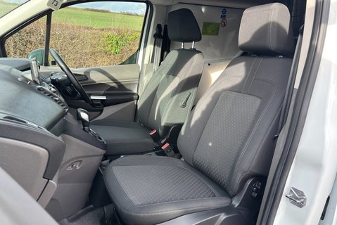 Ford Transit Connect 230 L2 Trend DCIV Automatic 120 ps Tdci - Sat Nav / Air Con / Camera 3