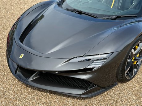 Ferrari SF90 SPIDER 33