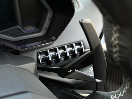 Lamborghini Aventador SVJ ROADSTER (LP 770-4) 84