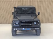 Land Rover Defender 2.2 Defender 90 Hard Top TD 4WD 5dr 3