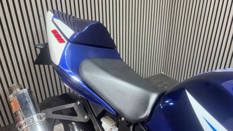 Suzuki GSX-R 2005 28K NEW MOT SERVICED WARRANTY 600CC SUPER SPORT GIXXER 53