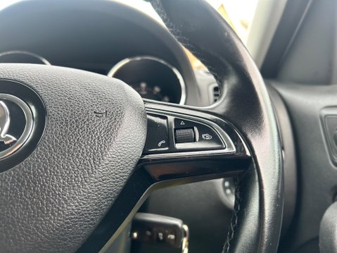 Skoda Yeti SE TSI DSG 21