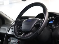 Ford Focus ST-LINE X 12