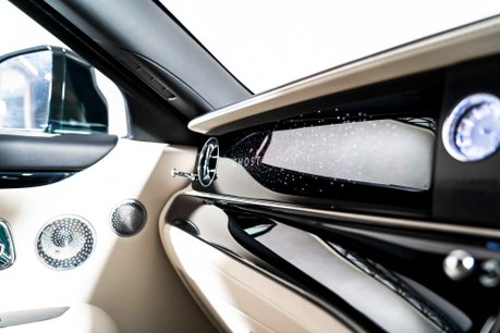 Rolls-Royce Ghost V12. FULL PPF. STARLIGHT. H, C & M SEATS. REAR ENTERTAINMENT. HUD. 58