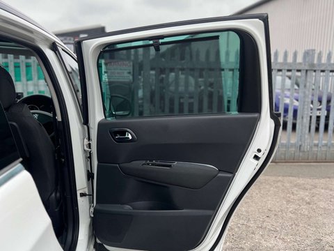 Peugeot 5008 1.6 5008 Allure Blue HDi S/S 5dr 54